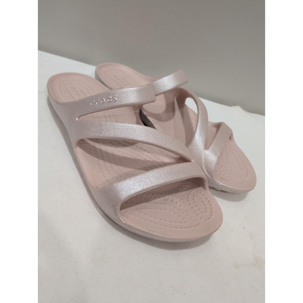 Crocs Women's Kadee II Summer Sandals, Barely Pink, W 4